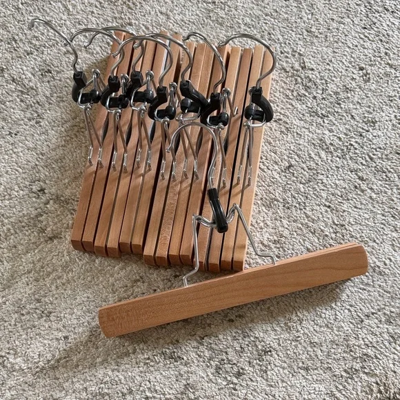 Wooden Pant Hangers-set of 8 - Picture 1 of 3